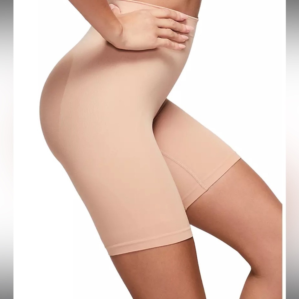 Skims Seamless Sculpt Mid Thigh Short Women’s Tummy control Shapewear S/M